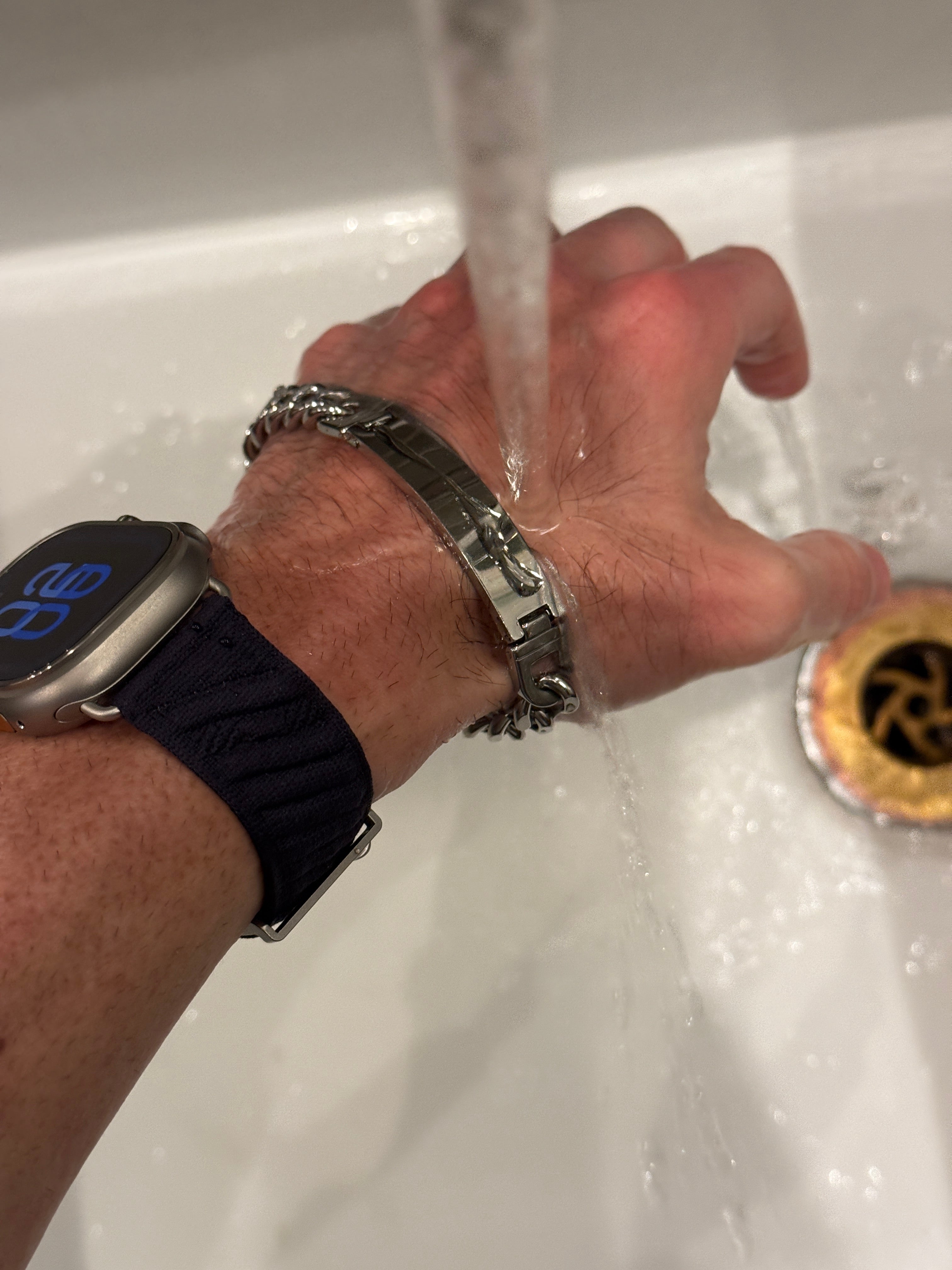 ENGRAVING BRACELETS (ID TAGS)