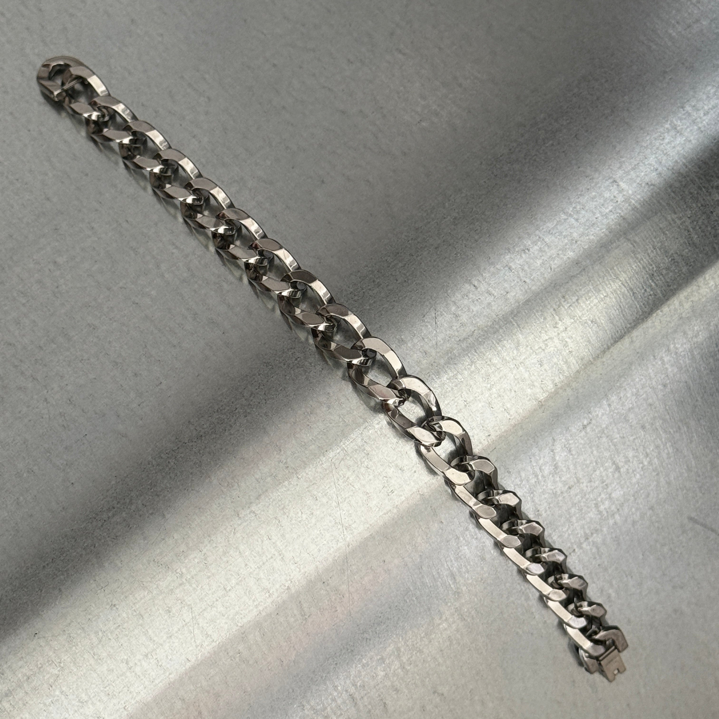 Twisted Chain Bracelet, Polished 10mm