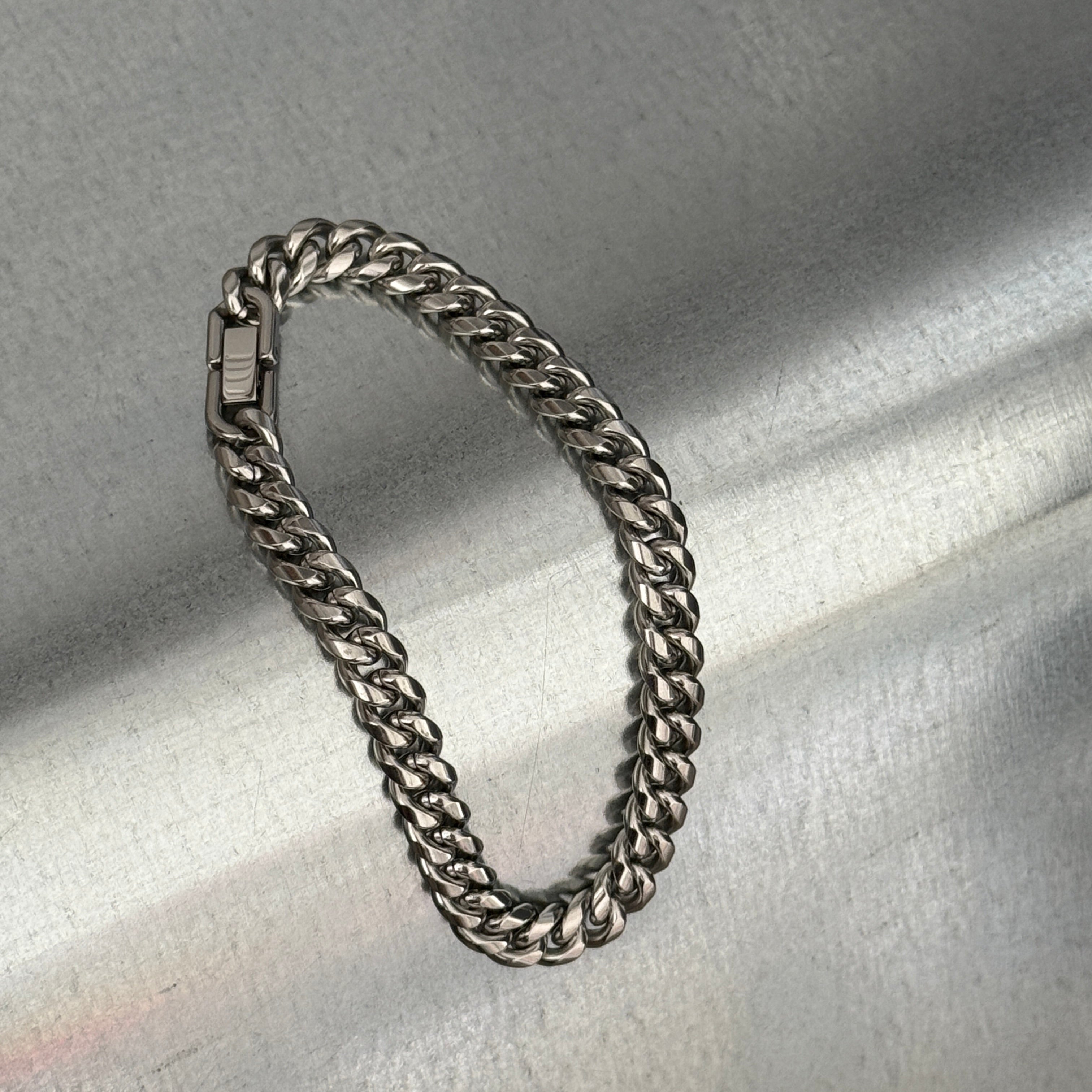Cuban Curb Chain Link Bracelet, 8mm