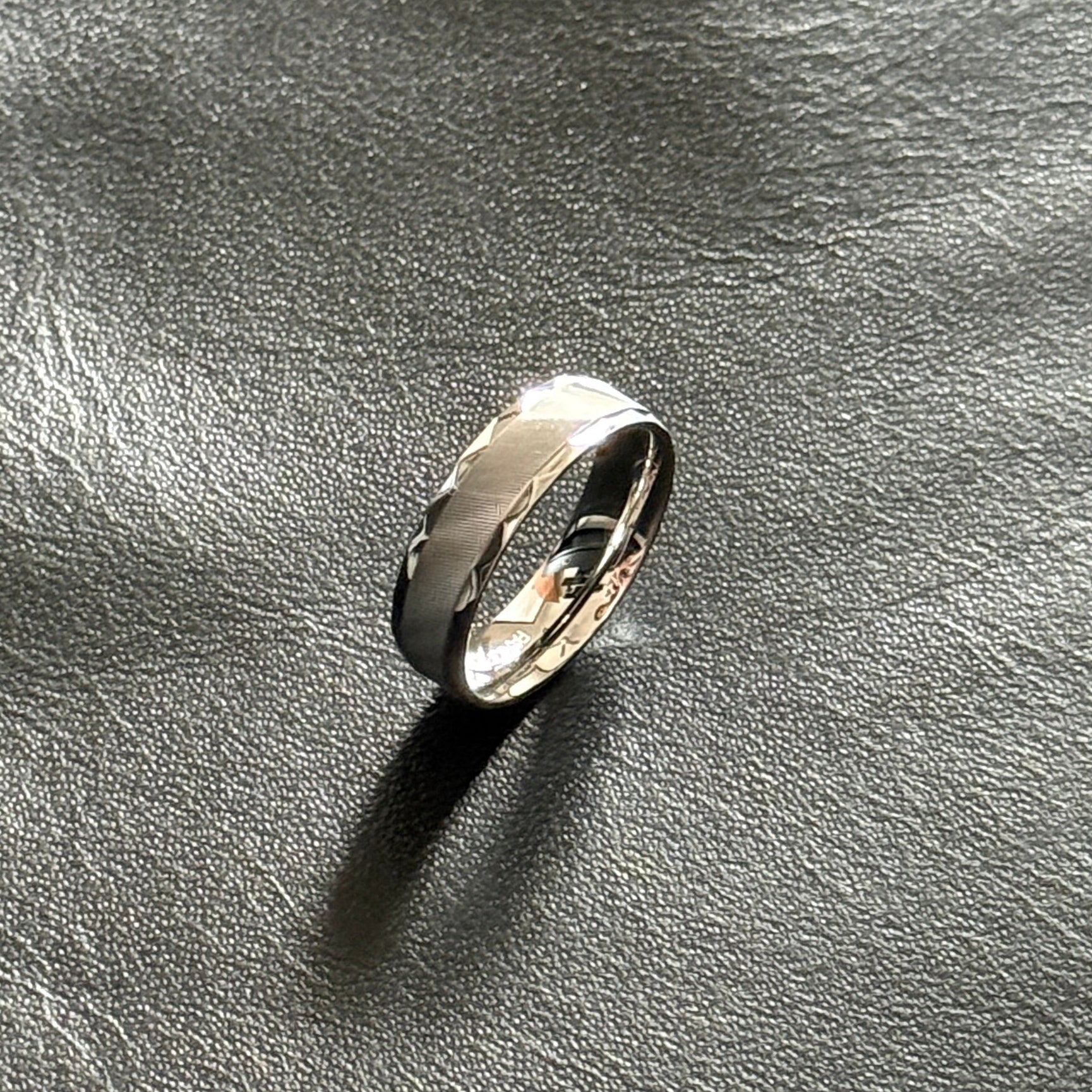 Faceted Edge Ring