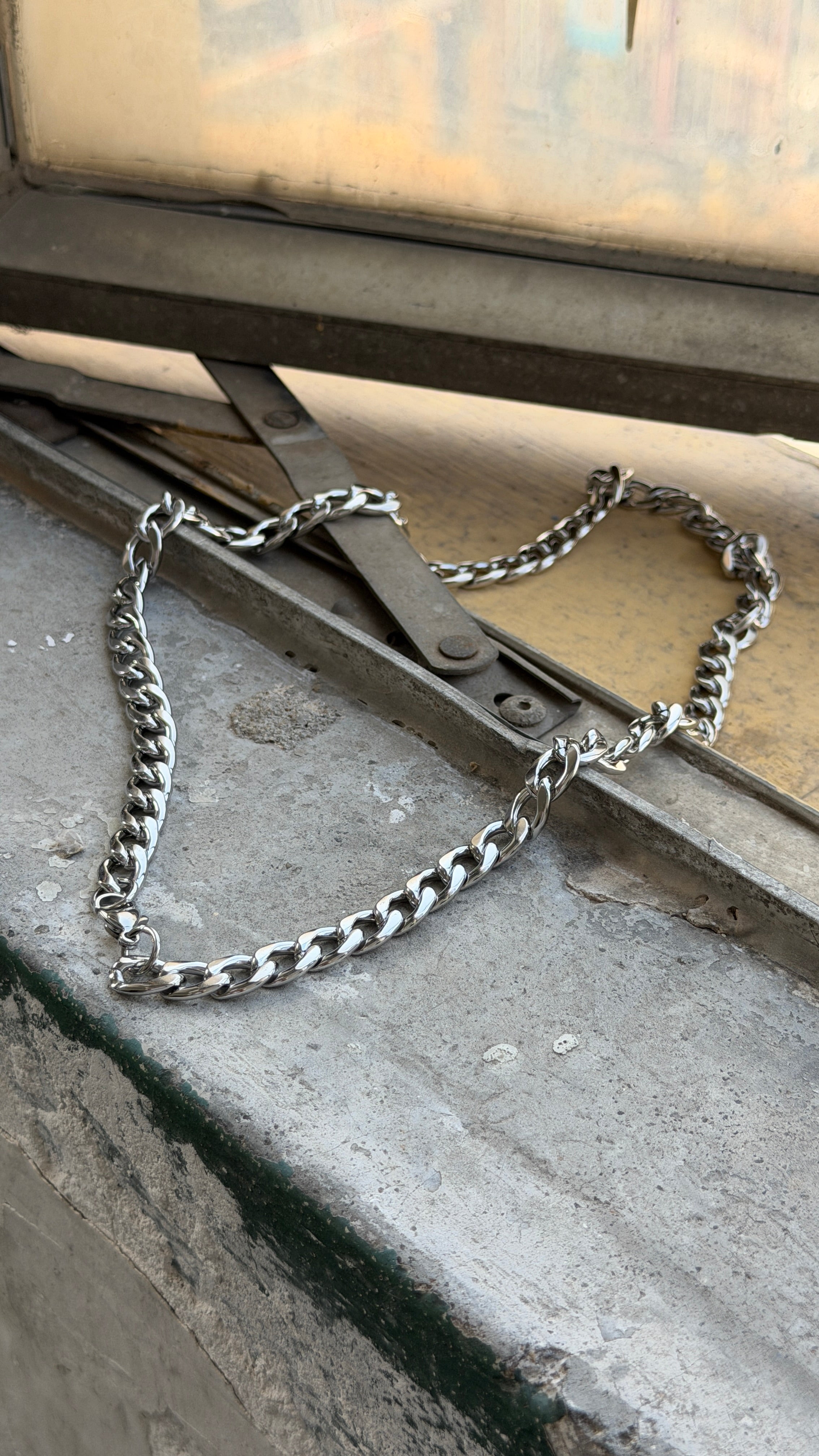 Rounded Curb Chain Necklace