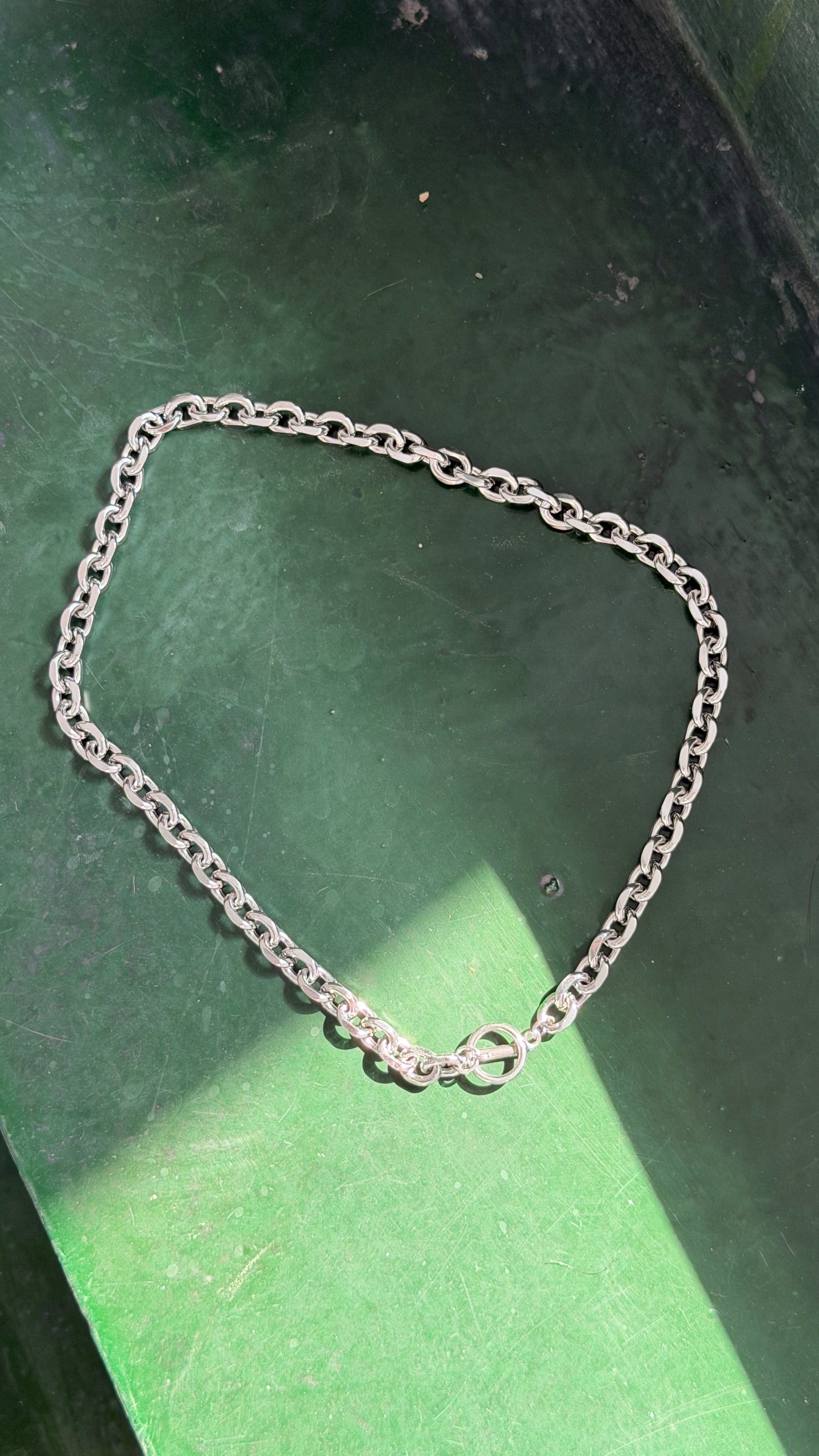 9mm Beveled Oval Link Chain Necklace with OT Clasp, 20"