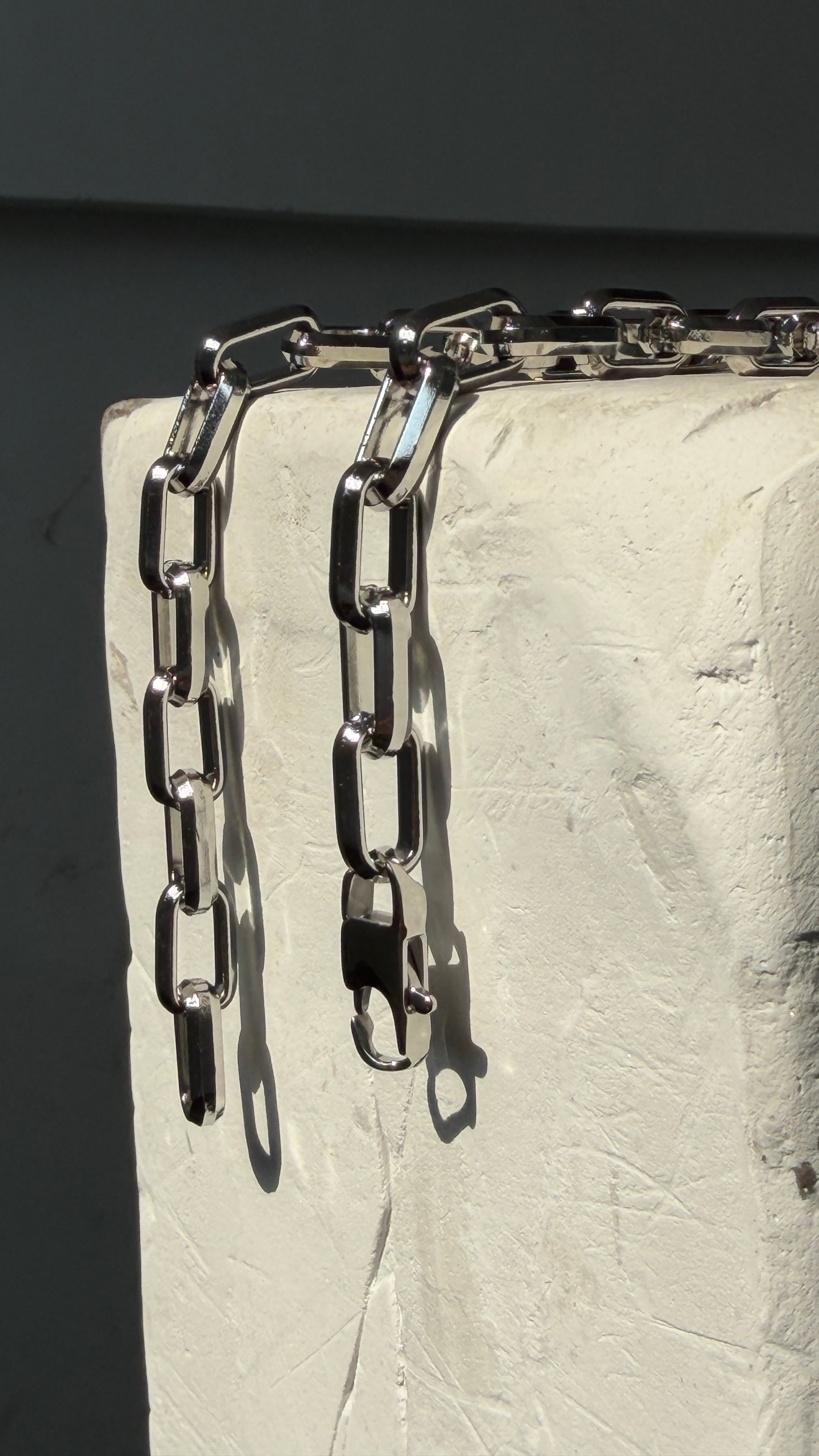 9mm Bold Rectangular Link Chain Necklace