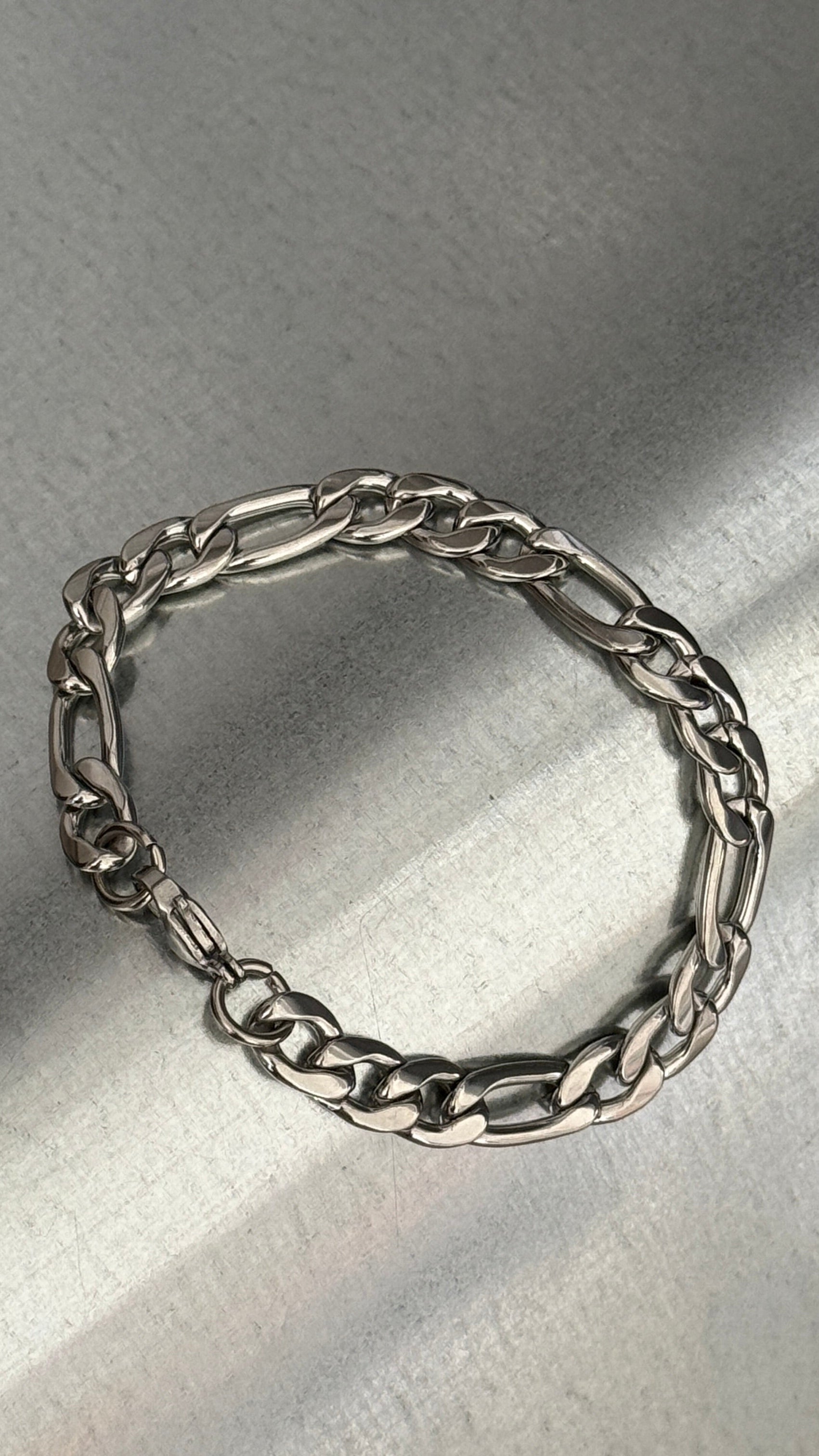 Figaro Chain Bracelet, 9mm