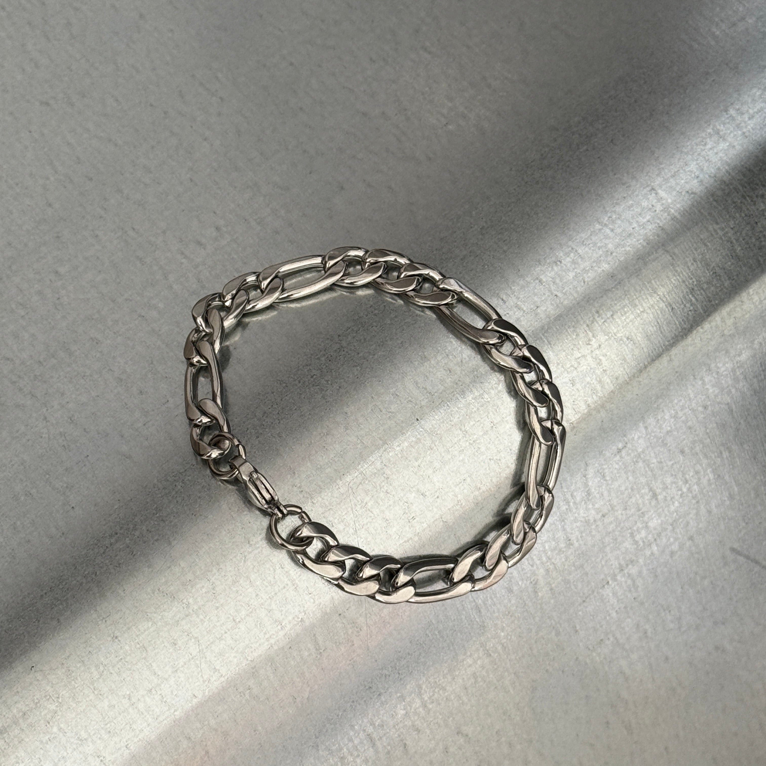 Figaro Chain Bracelet, 9mm