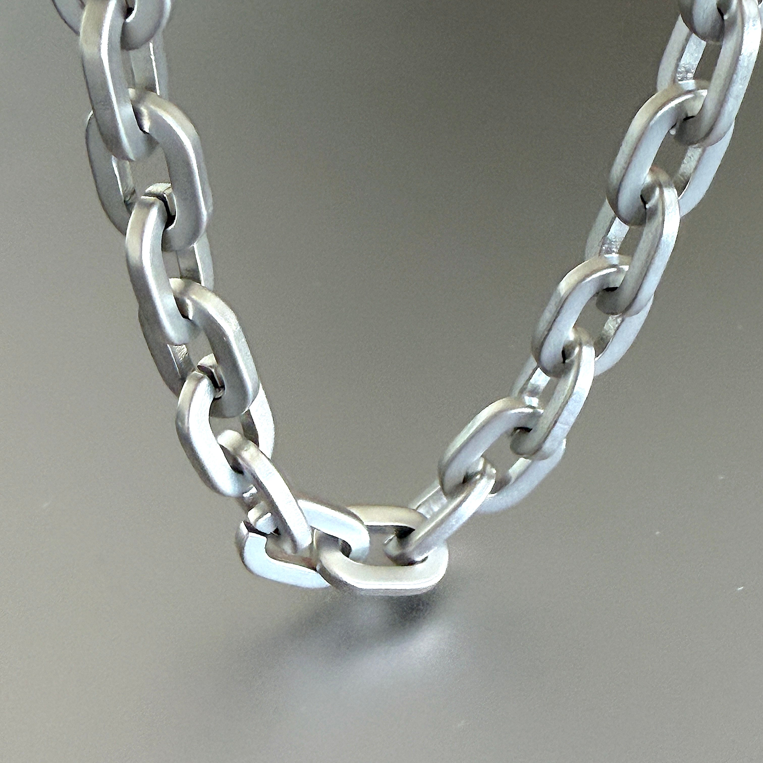 Matte Oval Chain Necklace, Silver 7mm