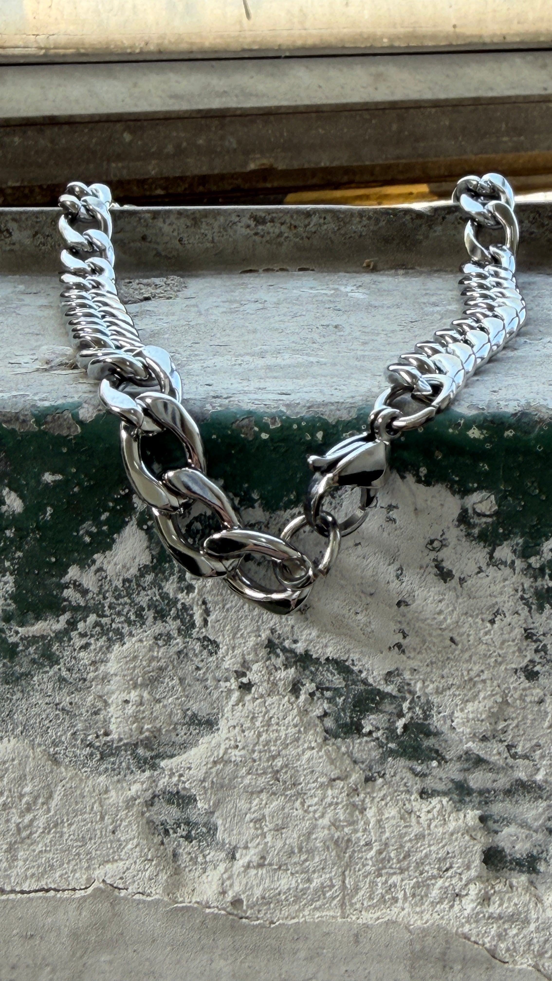Rounded Curb Chain Necklace