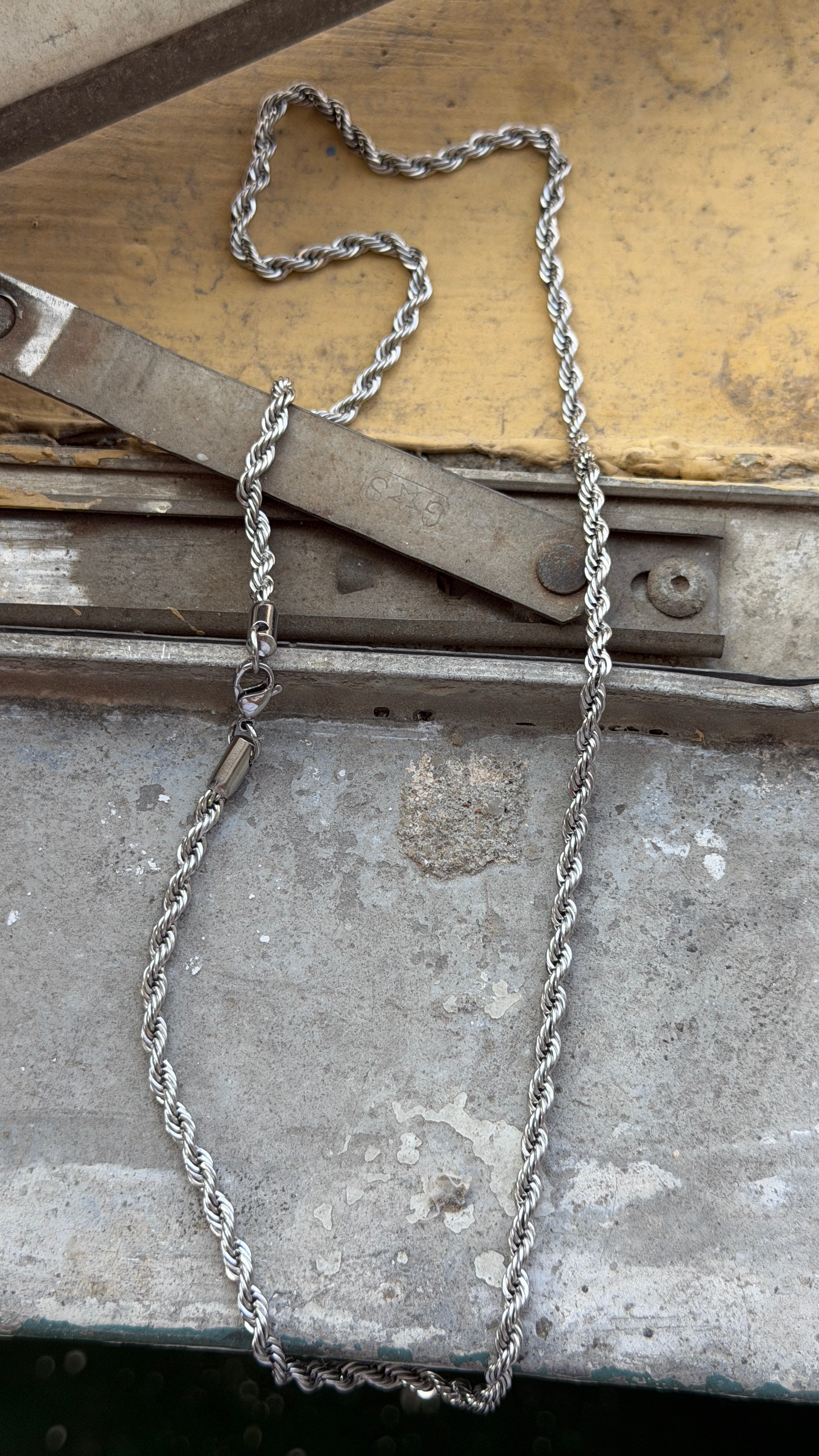 Twisted Rope Chain Necklace